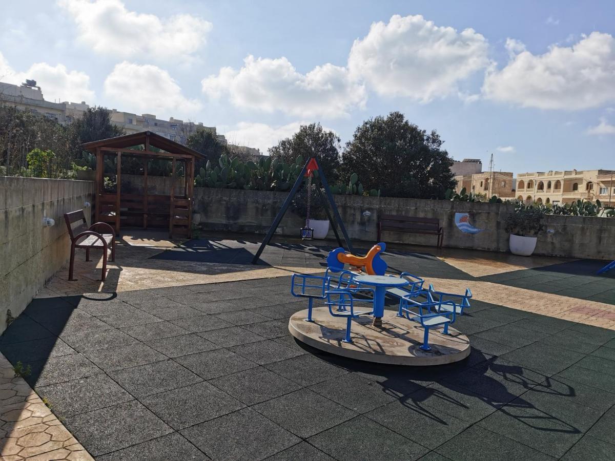 Bed And Breakfast "Selena" With Swim Pool Nadur Bagian luar foto