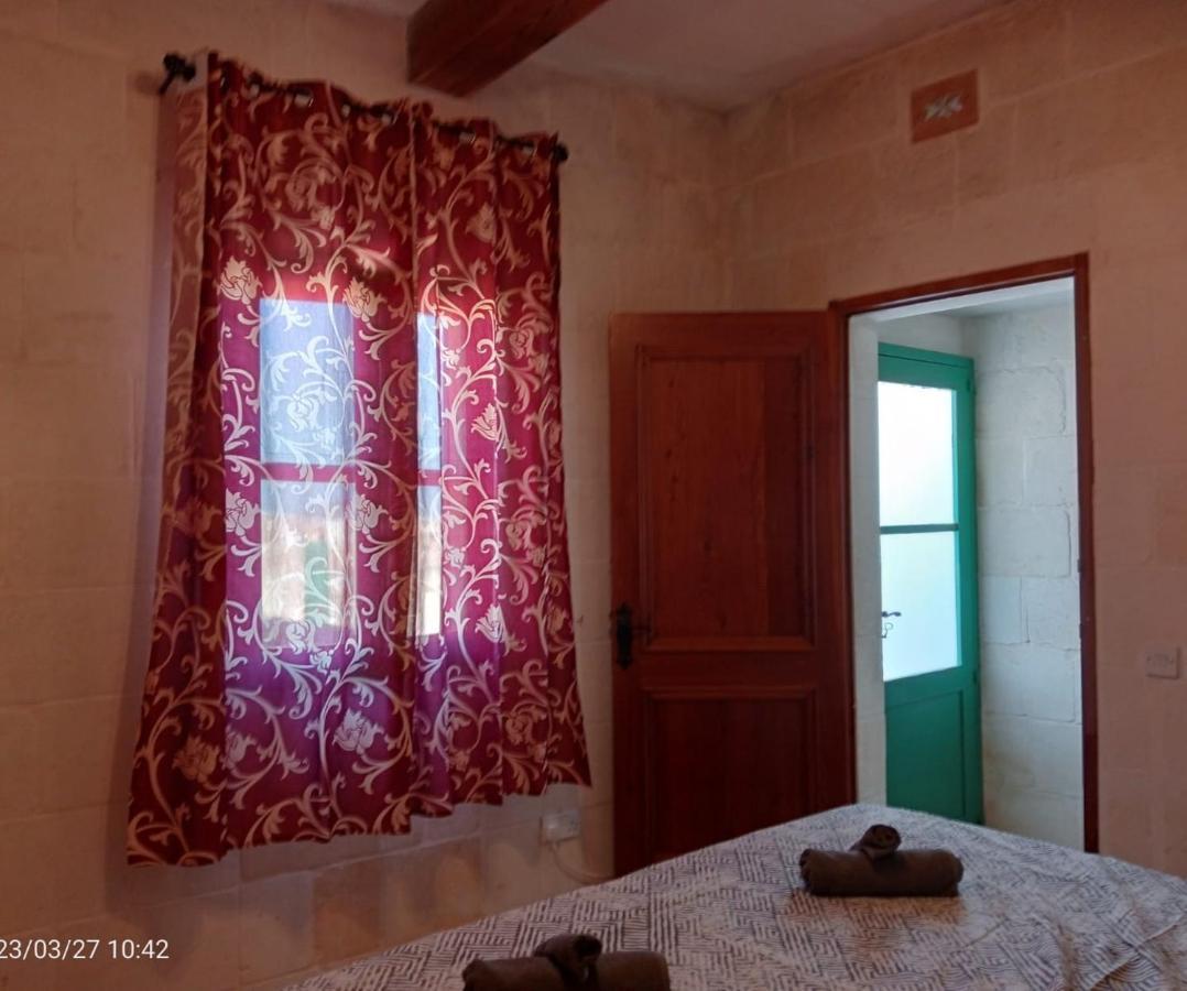 Bed And Breakfast "Selena" With Swim Pool Nadur Bagian luar foto